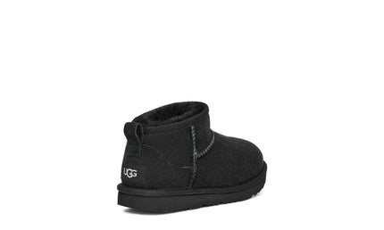 UGG (PS) Classic Ultra - Black