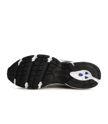 New Balance Mens 740 Shoes - Silver