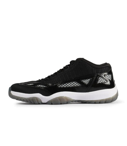 AIR JORDAN RETRO 11 LOW 'BLACK/WHITE' AIR JORDAN