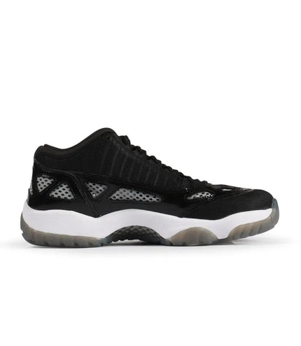 AIR JORDAN RETRO 11 LOW 'BLACK/WHITE' AIR JORDAN