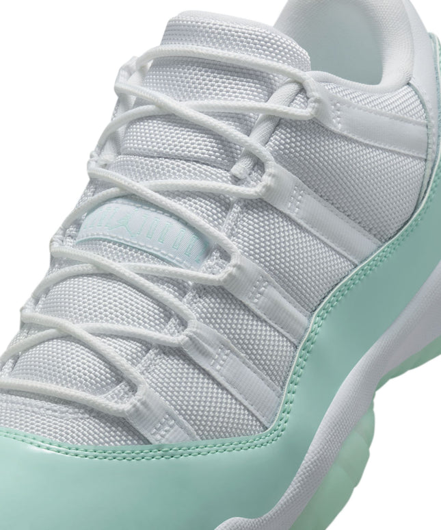 Air Jordan 11 Retro Low para mujer, blanco/iglú