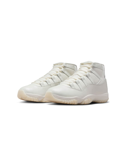 Air Jordan Womens 11 Retro - Pearl