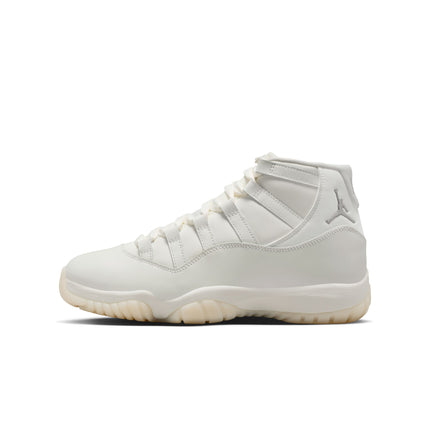 Air Jordan Womens 11 Retro - Pearl