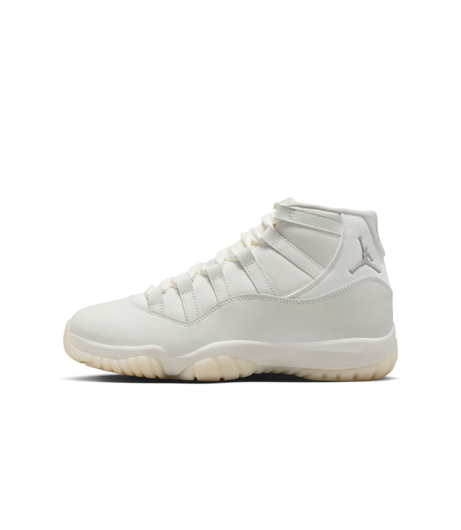 Air Jordan Womens 11 Retro - Pearl