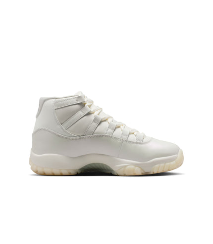Air Jordan Womens 11 Retro - Pearl