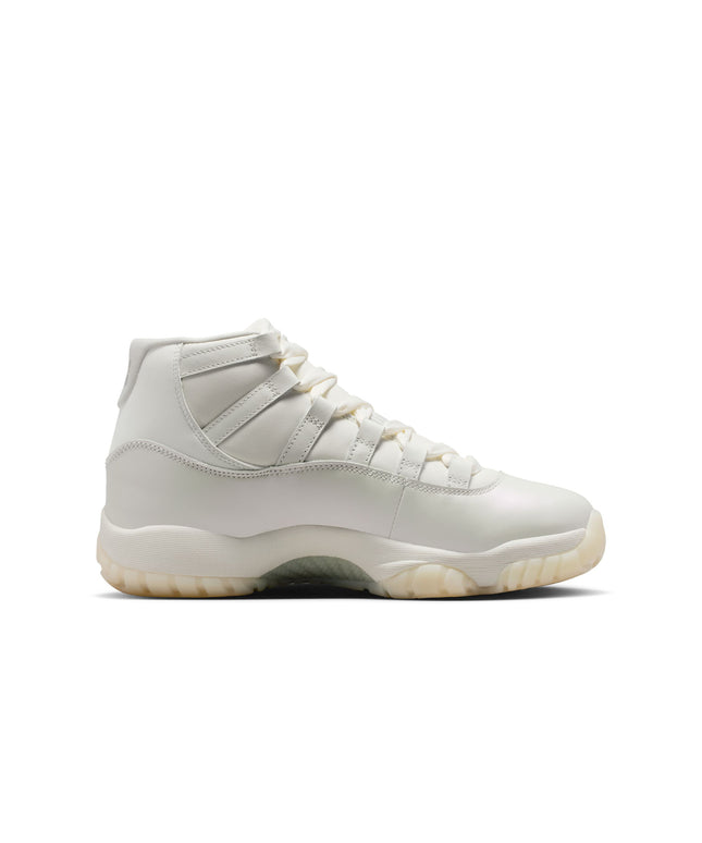Air Jordan Womens 11 Retro - Pearl