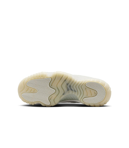 Air Jordan Womens 11 Retro - Pearl