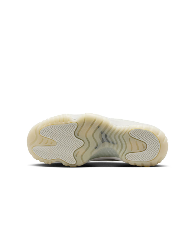 Air Jordan Womens 11 Retro - Pearl
