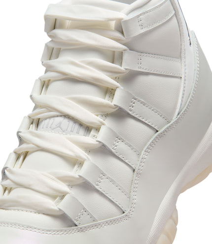 Air Jordan Womens 11 Retro - Pearl