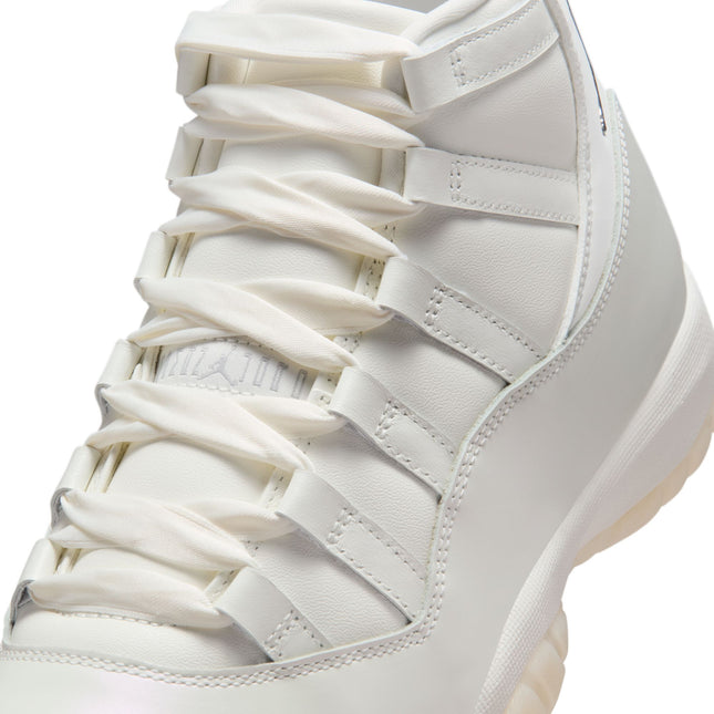 Air Jordan Womens 11 Retro - Pearl