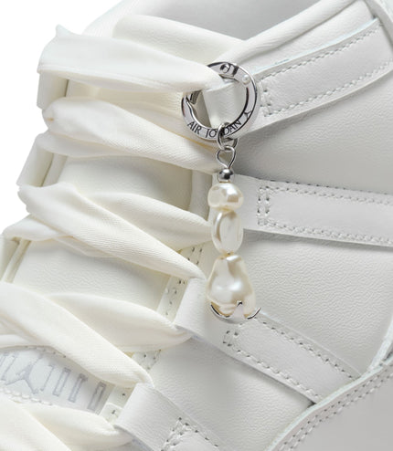 Air Jordan Womens 11 Retro - Pearl