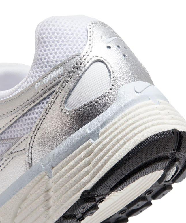 Nike Womens P-6000 - White/Metallic Silver