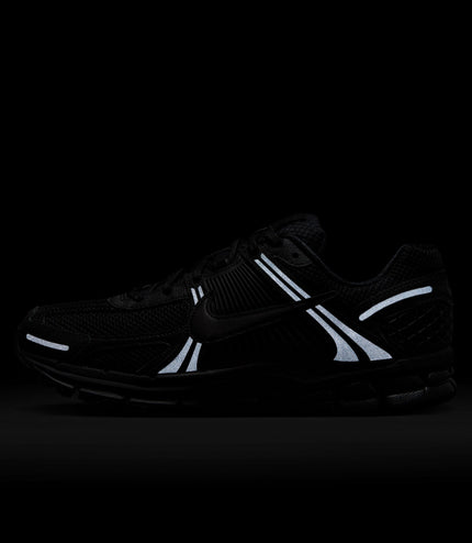 Nike Mens Zoom Vomero 5 - Triple Black