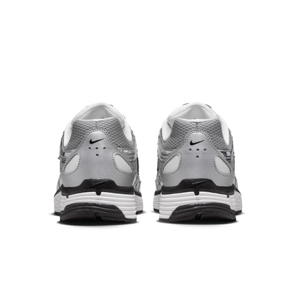 Nike Mens P-6000 - Metallic Silver
