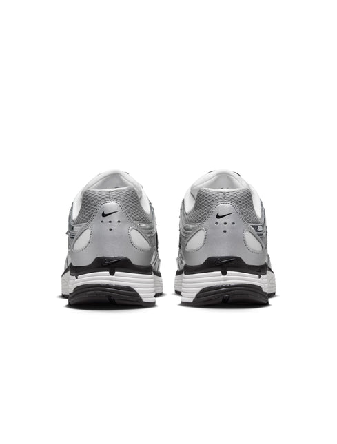 Nike Mens P-6000 - Metallic Silver