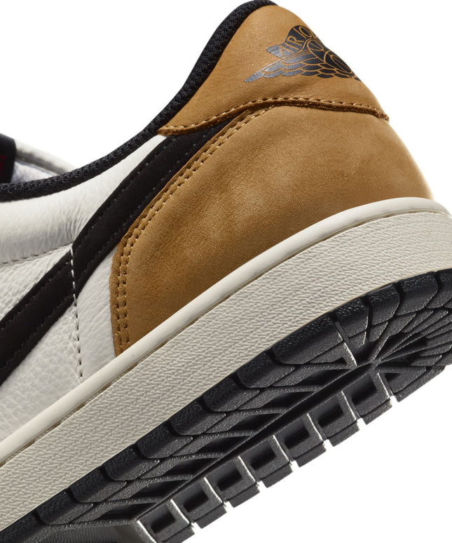 Air Jordan 1 Low OG Hombre Sail/Negro-Golden Harvest-Gym Rojo