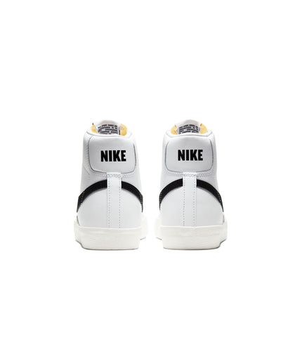 Nike Blazer Mid '77 para mujer, blanco/negro-vela