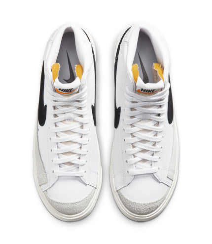Nike Blazer Mid '77 para mujer, blanco/negro-vela