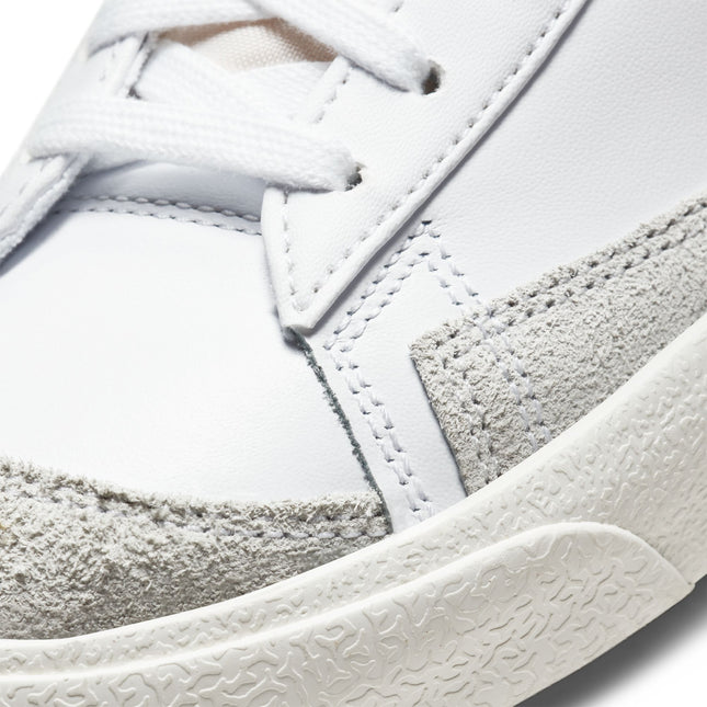 Nike Blazer Mid '77 para mujer, blanco/negro-vela