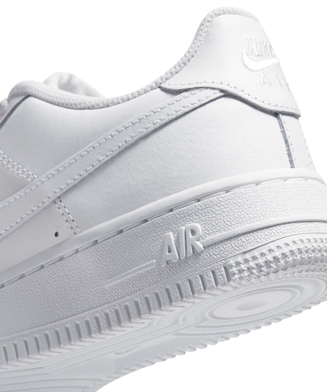 Nike Big Kids Air Force 1 LE – Triple White