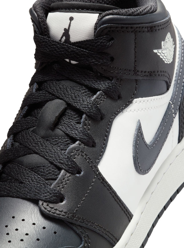 Air Jordan Big Kids 1 Mid - Black Off Noir