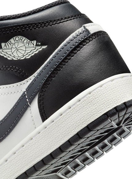 Air Jordan Big Kids 1 Mid - Black Off Noir