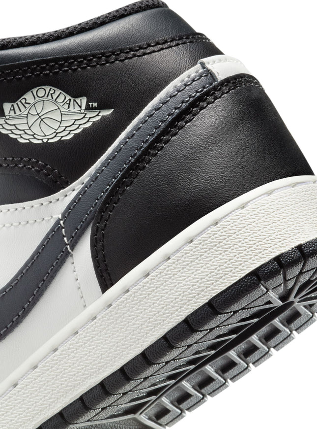 Air Jordan Big Kids 1 Mid - Black Off Noir