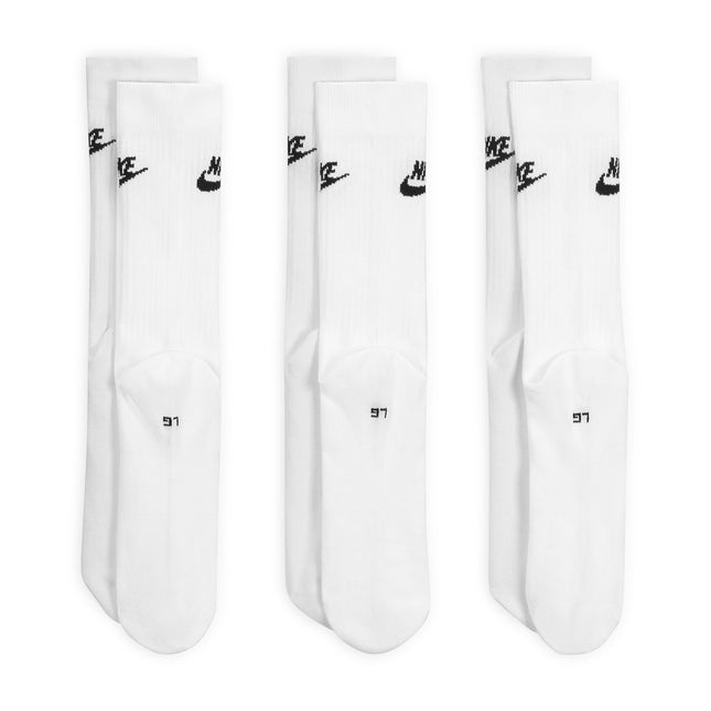 Nike Sportswear Everyday Essential Socks - White