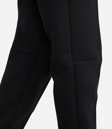 Chaqueta cortavientos Nike Sportswear Tech Fleece para mujer, color negro