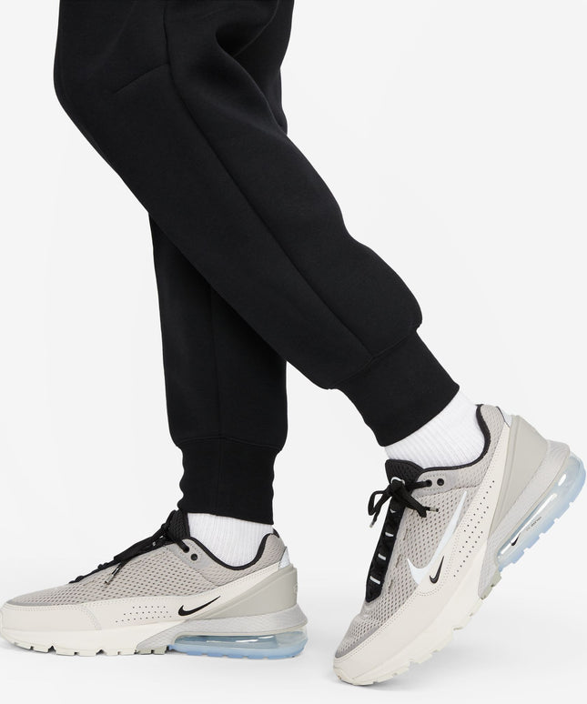 Chaqueta cortavientos Nike Sportswear Tech Fleece para mujer, color negro