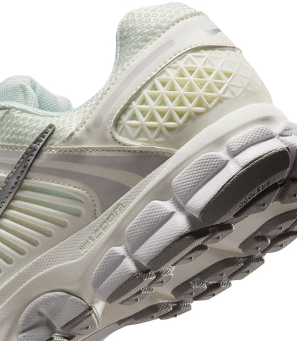 Nike Mens Zoom Vomero 5 - Sail