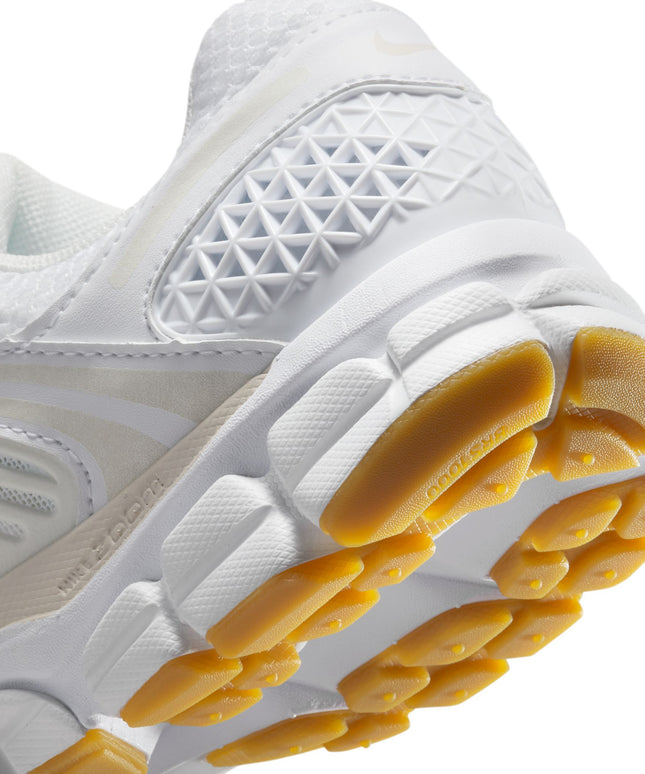 Nike Womens Zoom Vomero 5 - White/Phantom