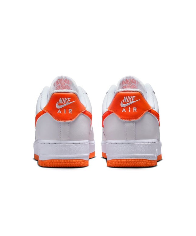 Nike Air Force 1 '07 para hombre - Blanco/Naranja de seguridad