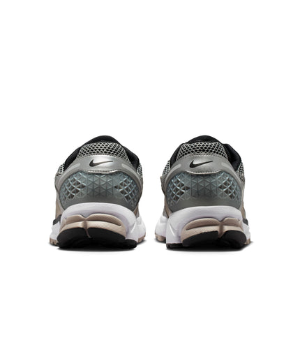Nike Mens Zoom Vomero 5 - Metallic Silver