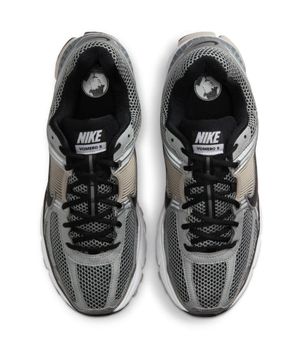 Nike Mens Zoom Vomero 5 - Metallic Silver