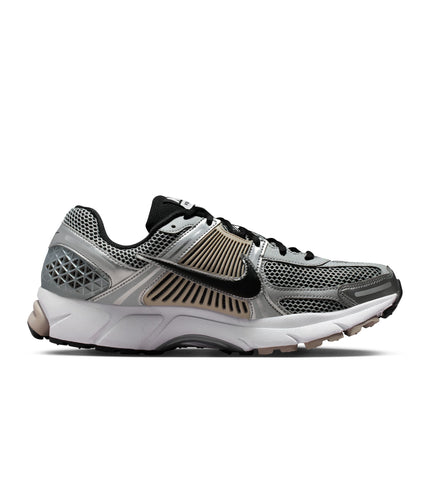 Nike Mens Zoom Vomero 5 - Metallic Silver
