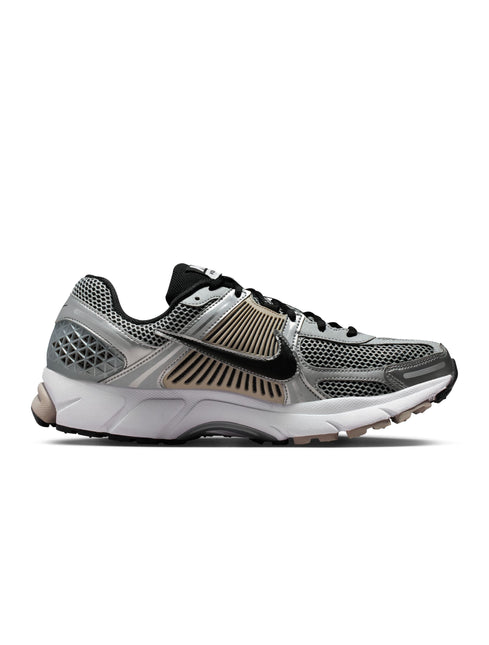 Nike Mens Zoom Vomero 5 - Metallic Silver