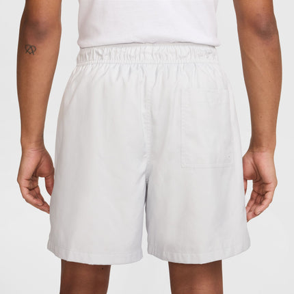 Pantalones cortos Nike Club Woven para hombre - Polvo fotón/blanco