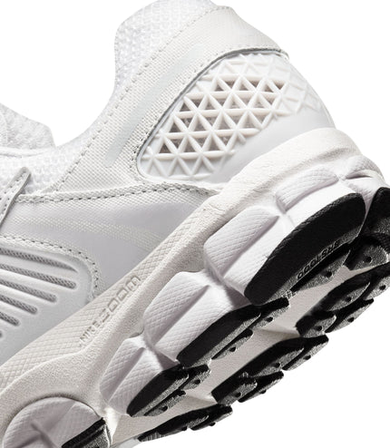 Nike Womens Zoom Vomero 5 - Triple White