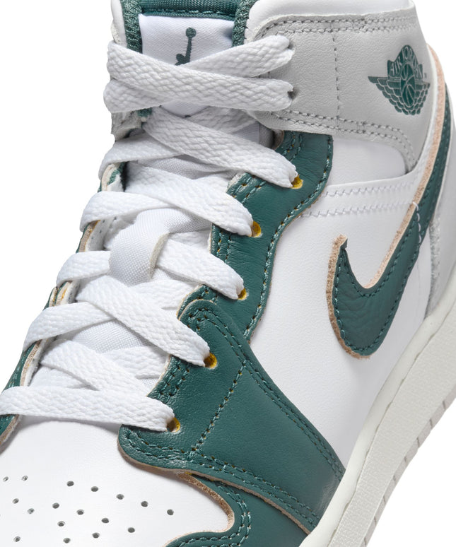 Air Jordan Big Kids 1 Mid - White/Oxidized Green