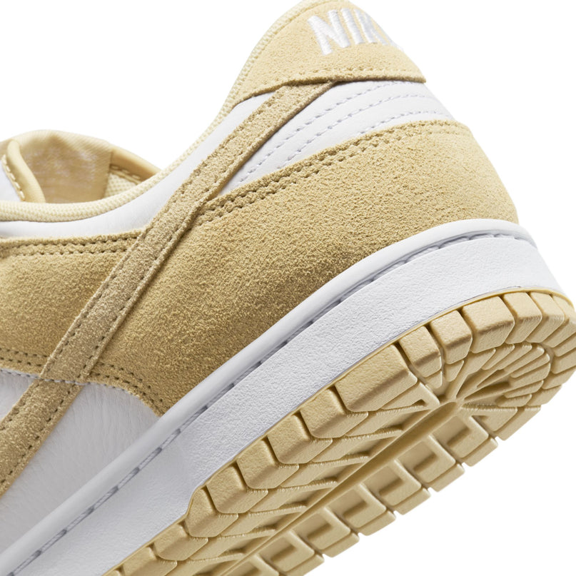 Nike Mens Dunk Low Retro Suede - White/Gold