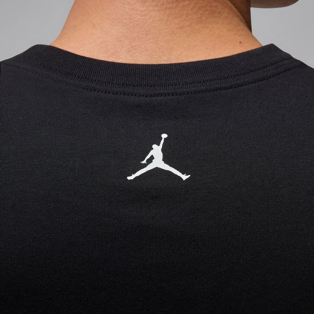 Air Jordan Mens MJ Dot SS Crew - Black/Sail