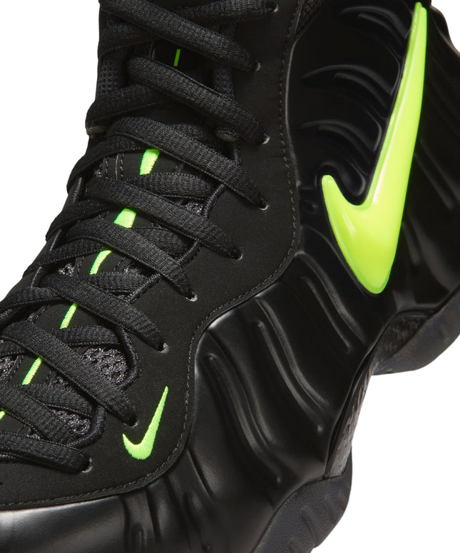 Nike Mens Air Foamposite Pro - Black/Voltage