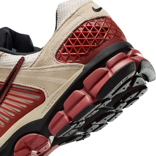 Nike Mens Zoom Vomero 5 - Desert Khaki/Black