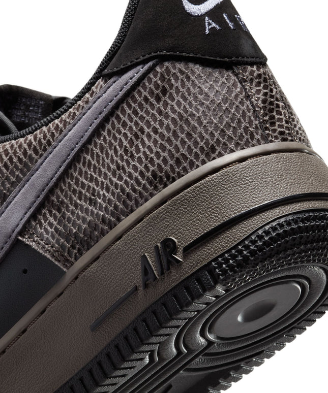 Nike Mens Air Force 1 '07 LV8 - Off Noir/Snakeskin