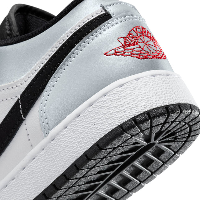 Air Jordan Big Kids 1 Low SE - White/Fire Red