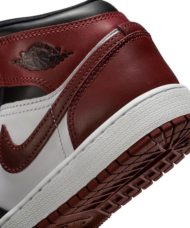 Air Jordan Big Kids 1 Mid SE - White/Dark Pony