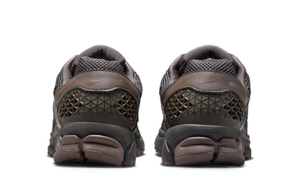 Nike Zoom Vomero 5 para hombre - Cave Stone