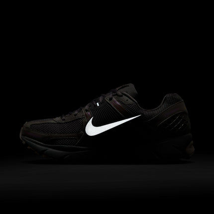 Nike Mens Zoom Vomero 5 - Cave Stone