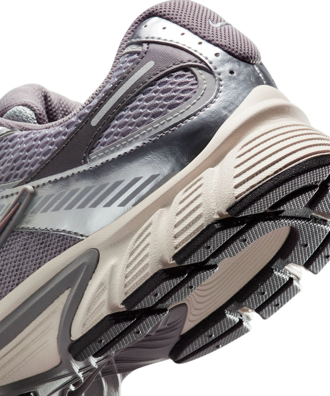 Nike Mens V5 RNR - Cement Grey